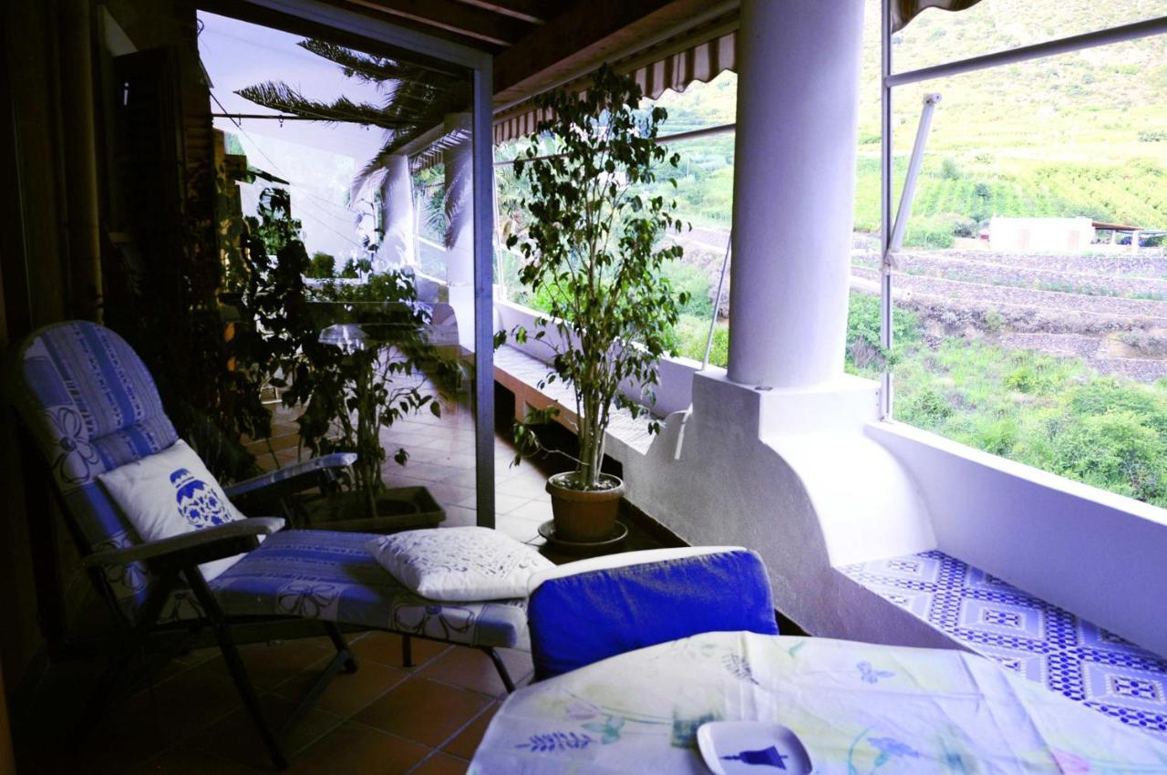 Casa La Rosa * Leni